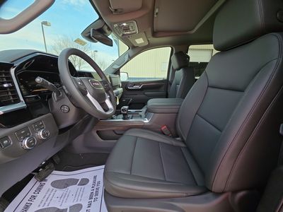 2026 GMC Sierra 1500 — photo 9 view