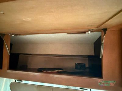 2012 Itasca Sunstar — photo 16 view