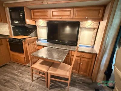 2012 Itasca Sunstar — photo 21 view