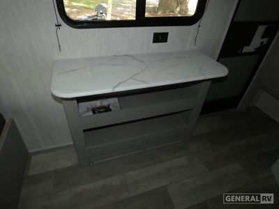 2025 Coachmen Clipper Cadet - Photo 11