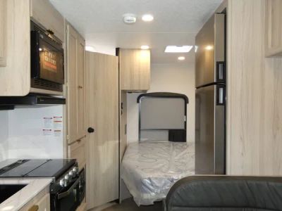 2026 Coachmen Cross Trail XL - Photo 5