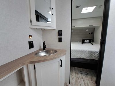 2026 Venture RV Sienna - Photo 9