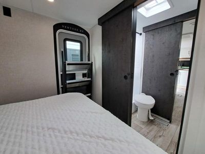 2026 Venture RV Sienna - Photo 13