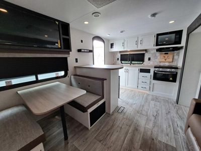 2026 Venture RV Sienna - Photo 7