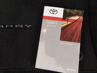 2024 Toyota Camry — photo 19 view
