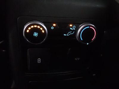 2023 Ford Explorer - Photo 20