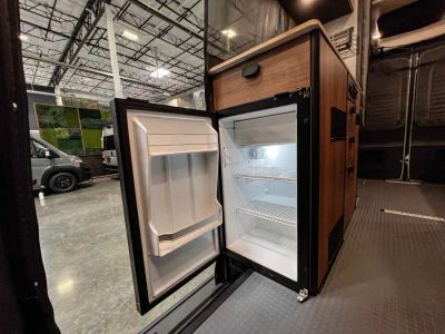 2027 Winnebago REVEL — photo 8 view