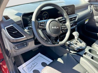 2026 Kia Seltos — photo 9 view