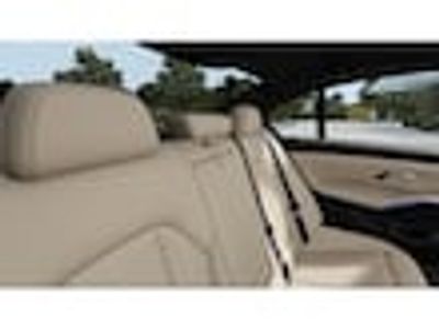 2026 BMW 3 Series 330i - Photo 31