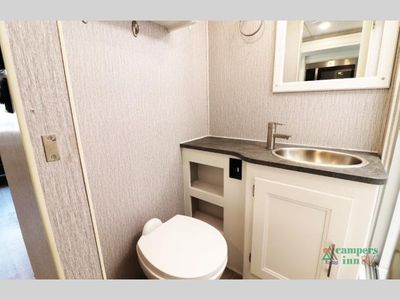 2022 Coachmen RV Mirada - Photo 33