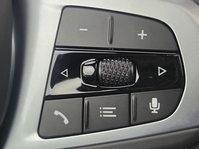 2026 BMW X5 — photo 28 view