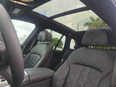 2026 BMW X5 — photo 23 view