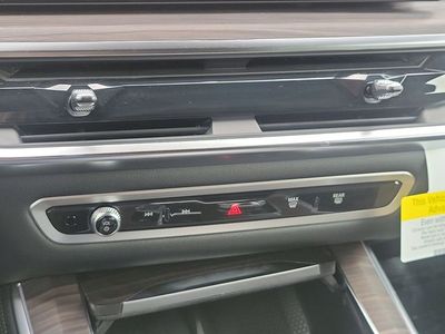 2026 BMW X5 — photo 32 view