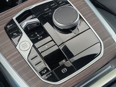 2026 BMW X5 — photo 34 view