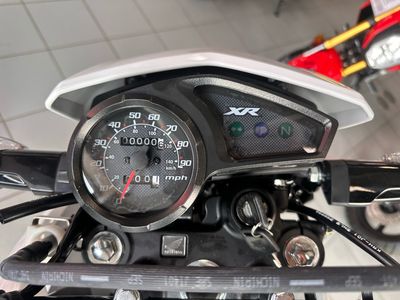 2025 Honda XR150L - Photo 5