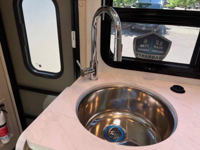 2027 Thor Motor Coach COMPASS AWD — photo 11 view