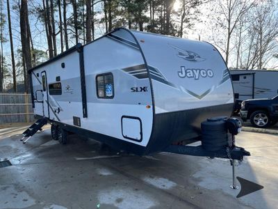 2026 Jayco Jay Flight SLX — front three-quarter view