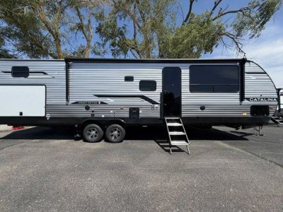 2026 Coachmen Catalina Legacy 343BHTS — front three-quarter view