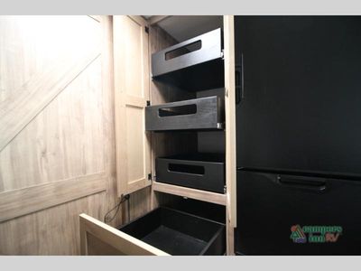 2024 Coachmen RV Prism Elite — photo 37 view