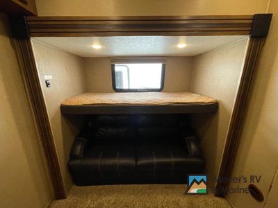 2017 Coachmen RV Chaparral - Photo 18