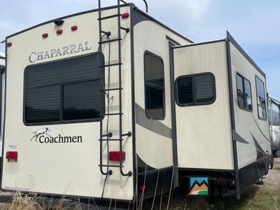 2017 Coachmen RV Chaparral - Photo 5