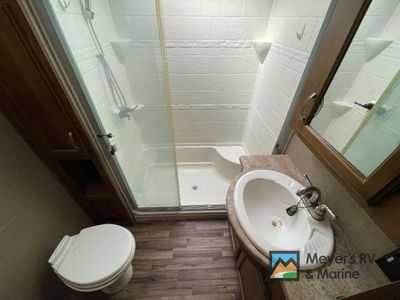 2017 Coachmen RV Chaparral - Photo 29