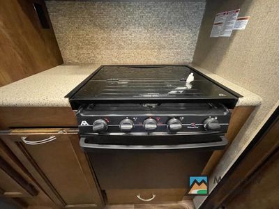 2017 Coachmen RV Chaparral - Photo 11