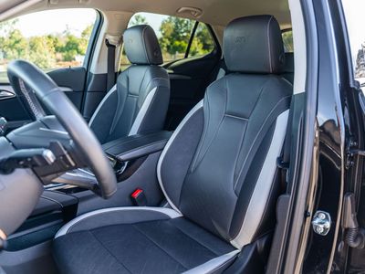 2025 Buick Envision - Photo 18
