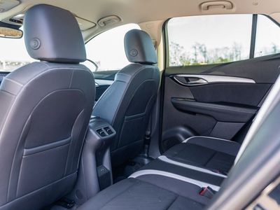 2025 Buick Envision - Photo 15