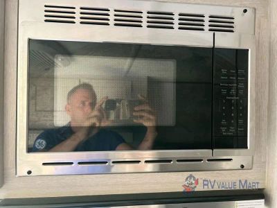 2026 Coachmen RV Catalina Summit Series 7 — photo 15 view