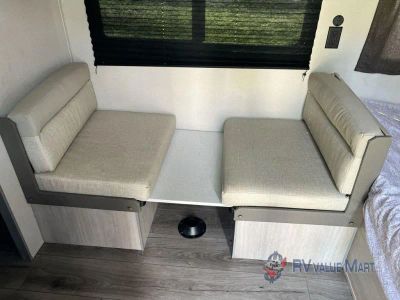 2026 Coachmen RV Catalina Summit Series 7 — photo 12 view