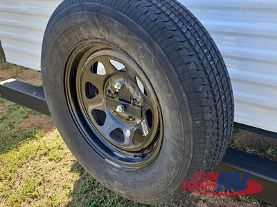 2024 Forest River RV Wildwood - Photo 17