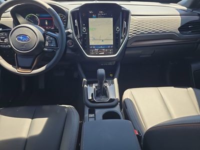 2025 Subaru Forester Hybrid - Photo 15