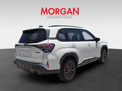 2025 Subaru Forester Hybrid - Photo 8