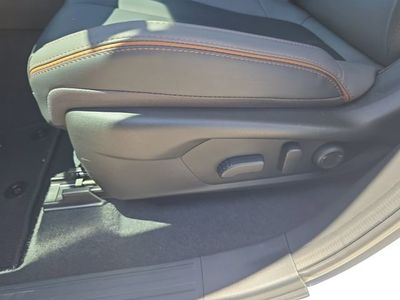 2025 Subaru Forester Hybrid - Photo 21