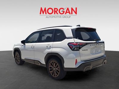 2025 Subaru Forester Hybrid - Photo 6