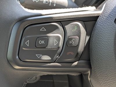 2026 Jeep Gladiator - Photo 25