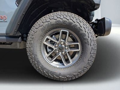 2026 Jeep Gladiator - Photo 10