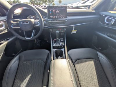 2026 Jeep Compass — photo 13 view