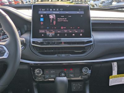 2026 Jeep Compass — photo 16 view