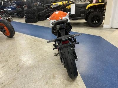 2024 KTM 250 Duke - Photo 6