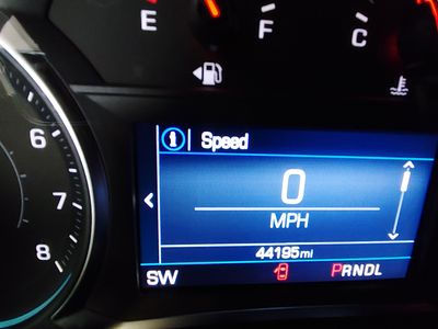 2024 Chevrolet Equinox — photo 14 view