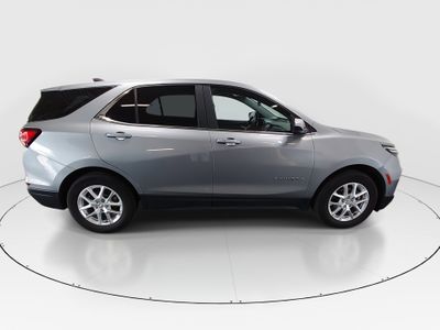 2024 Chevrolet Equinox — photo 8 view