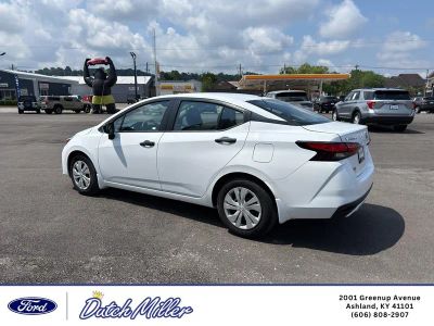 2025 Nissan Versa — detail view