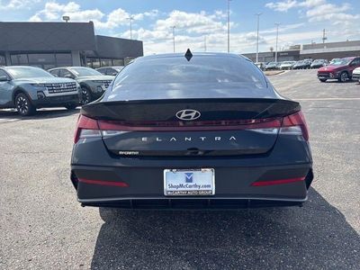 2026 Hyundai Elantra - Photo 23