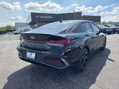 2026 Hyundai Elantra - Photo 22