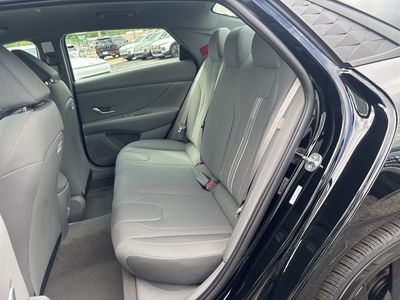 2026 Hyundai Elantra - Photo 13
