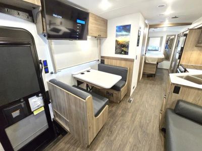 2026 Winnebago VISTA - Photo 16