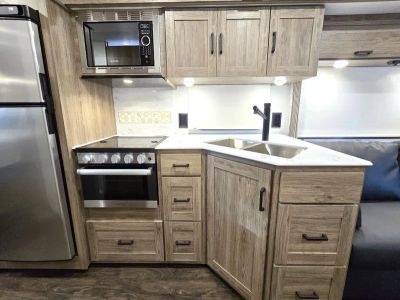 2026 Winnebago VISTA - Photo 9