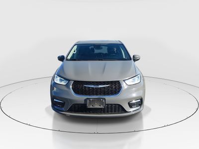 2023 Chrysler Pacifica — side profile view